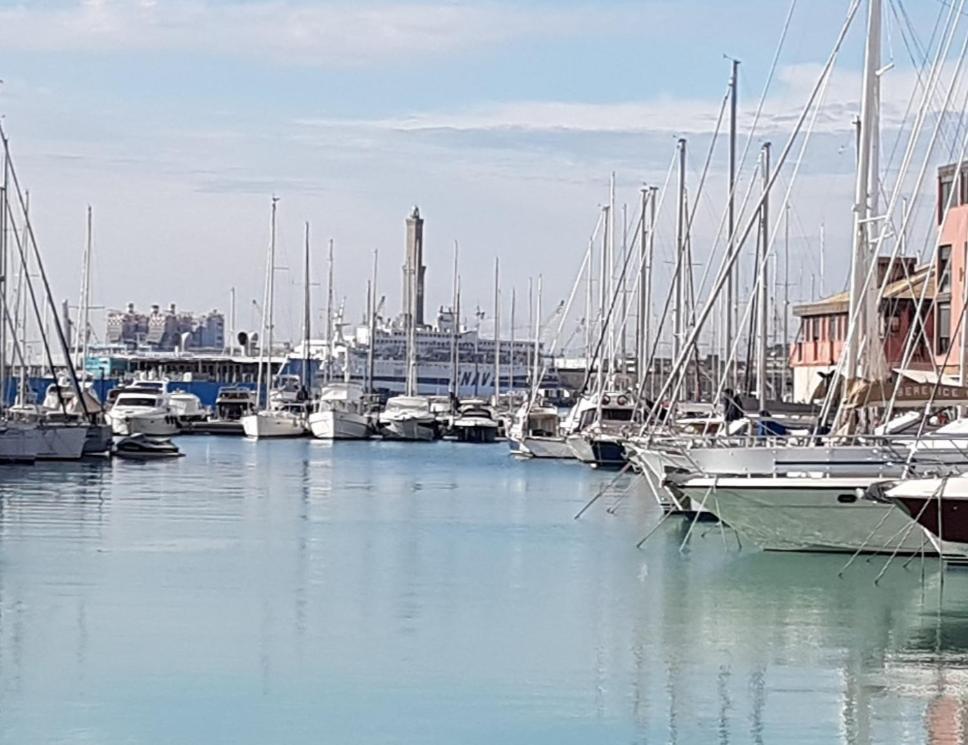 شقة Casa Vacanze Porto Antico جنوة المظهر الخارجي الصورة